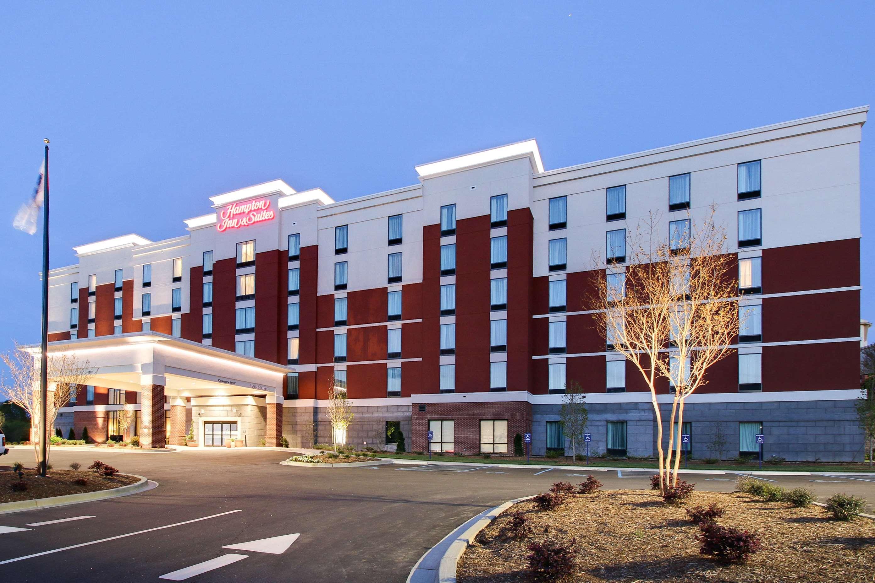 Hampton Inn & Suites Greenville Airport Екстериор снимка