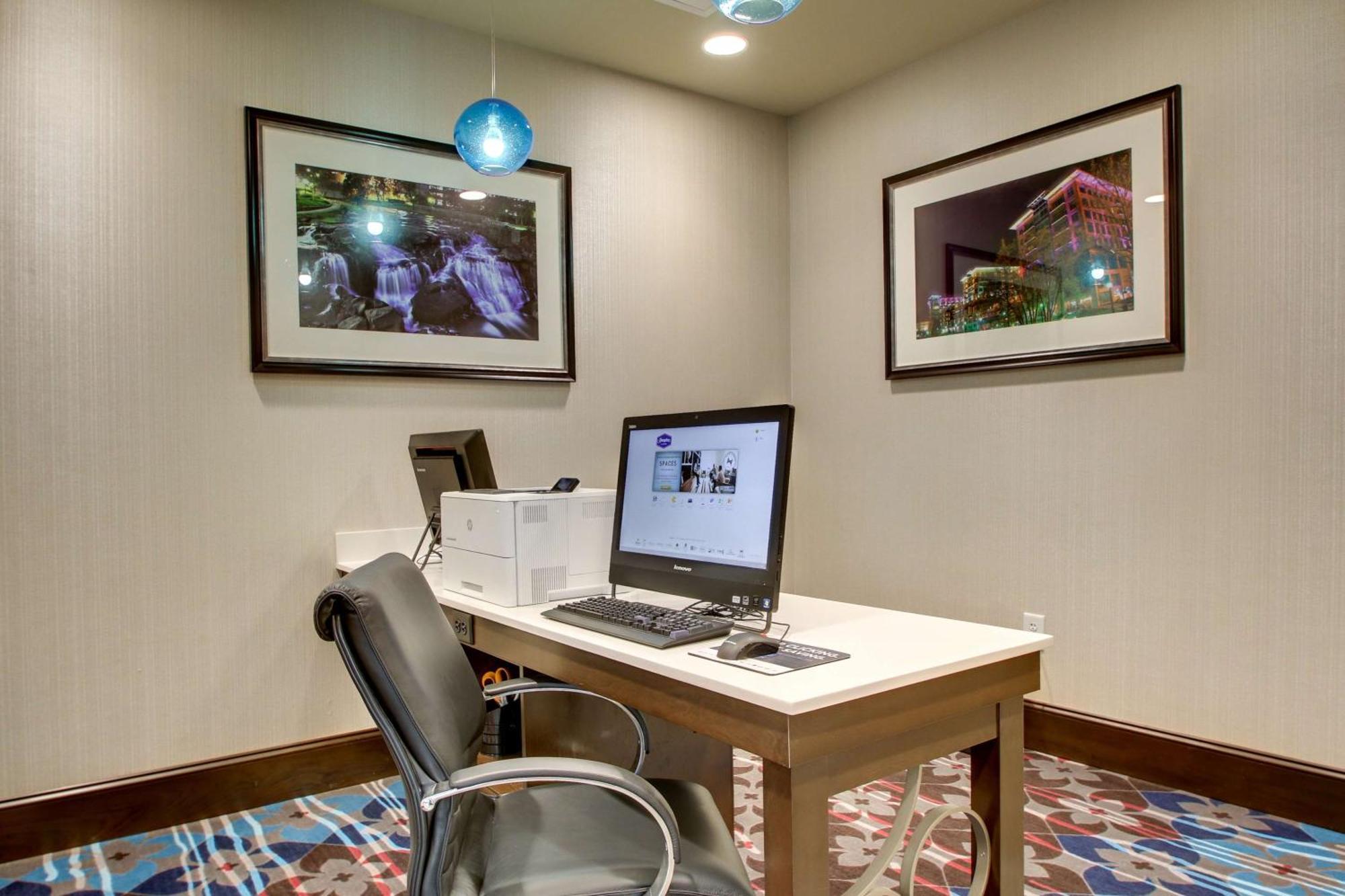 Hampton Inn & Suites Greenville Airport Екстериор снимка