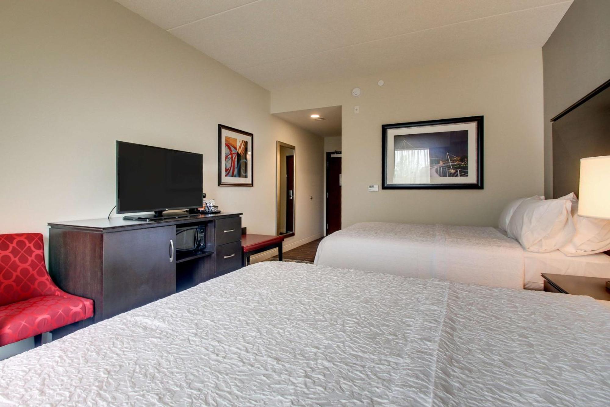 Hampton Inn & Suites Greenville Airport Екстериор снимка