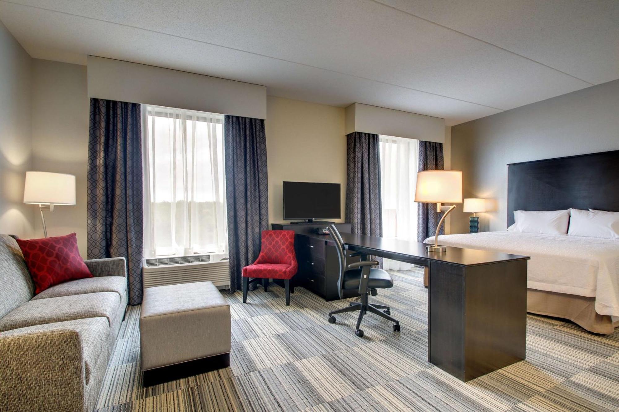 Hampton Inn & Suites Greenville Airport Екстериор снимка
