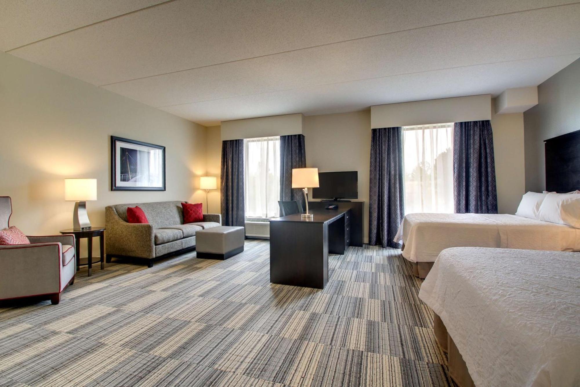 Hampton Inn & Suites Greenville Airport Екстериор снимка